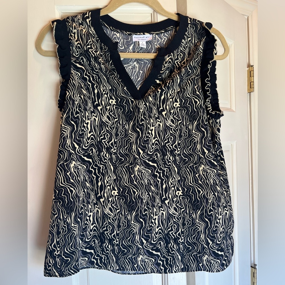 Black and gold Patterned Sleeveless Top